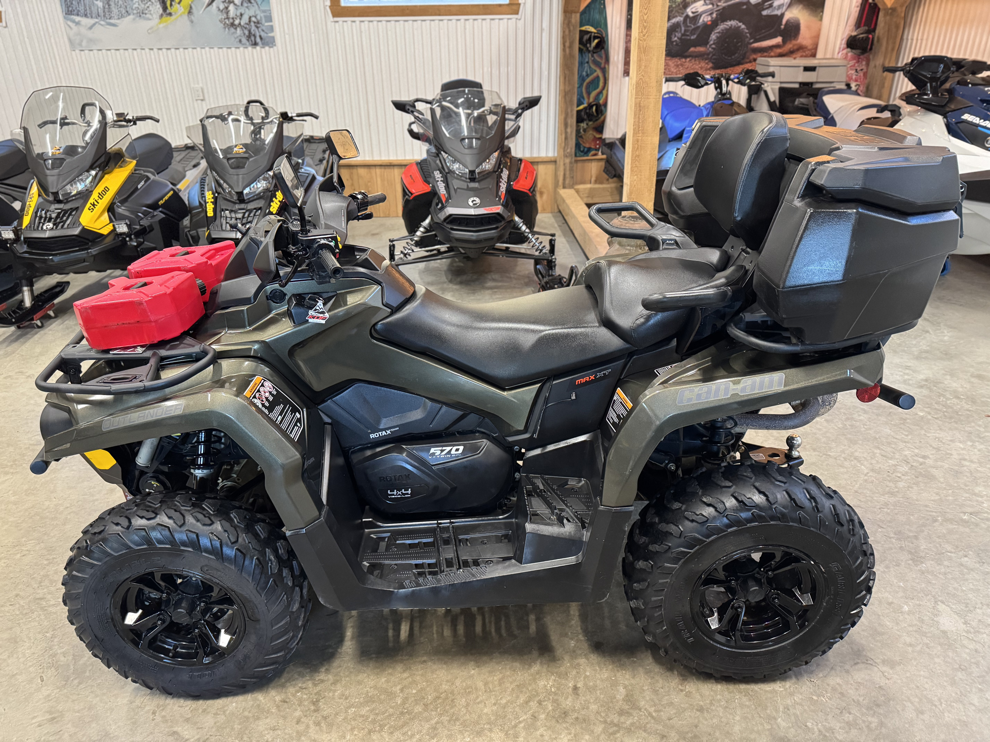 #25148 Can-Am Outlander Max XT 570 2021 www.kdfsports.com JOLIETTE