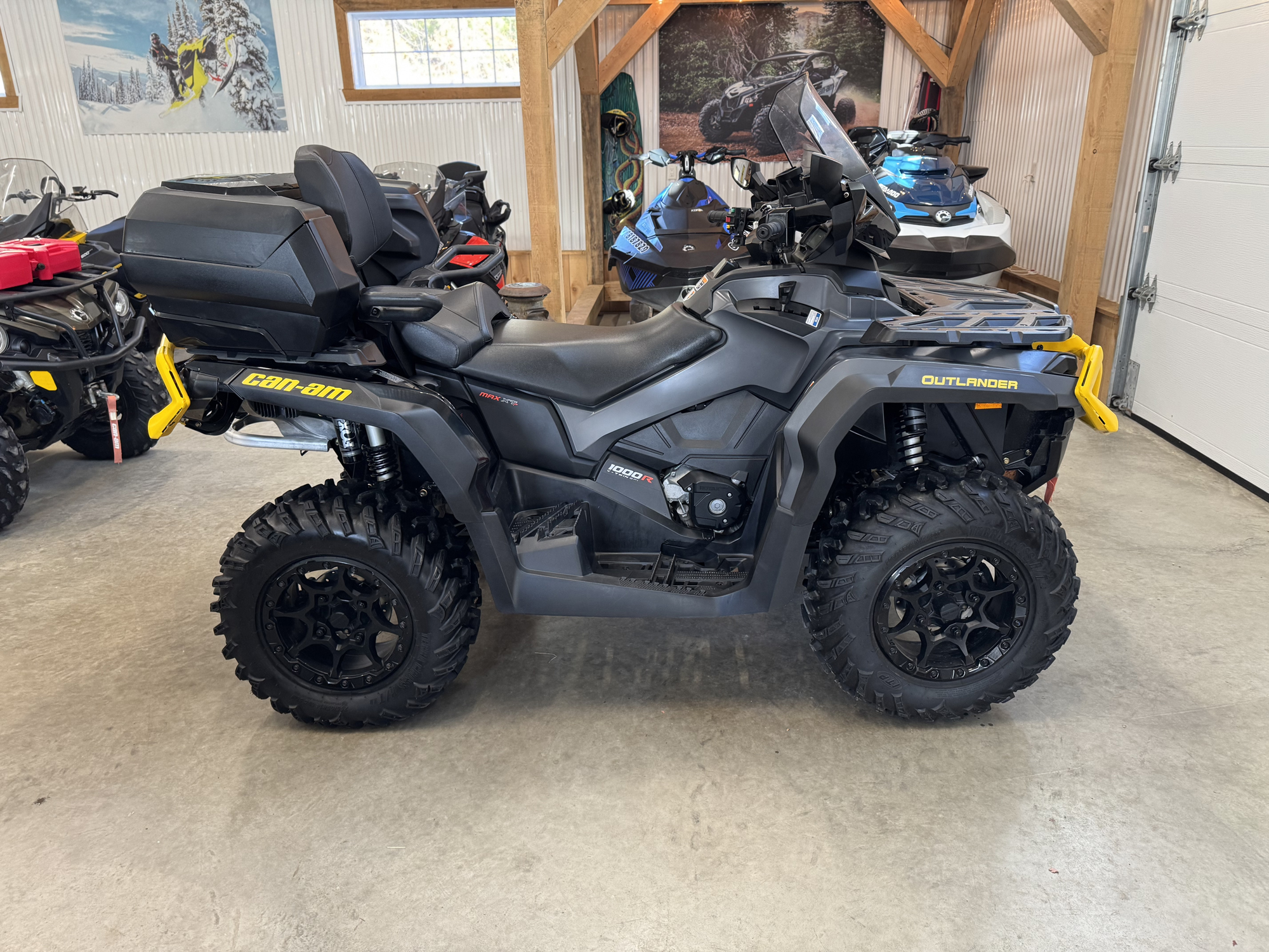 #25156 Can-Am Outlander Max XTP 1000 2023 www.KDFsports.com JOLIETTE