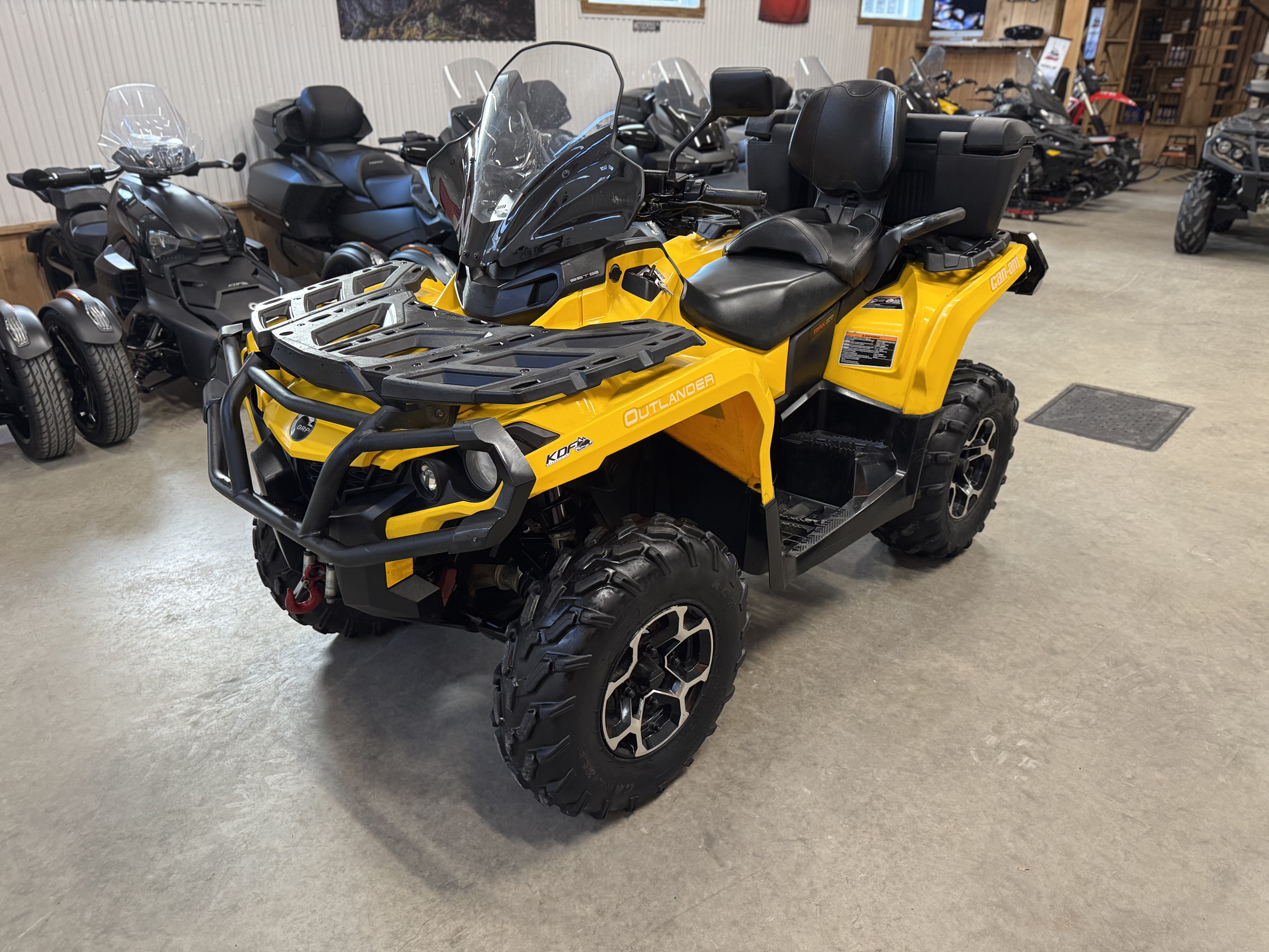 #25171 Can Am Outlander Max XT 650 2015 www.KDFsports.com JOLIETTE