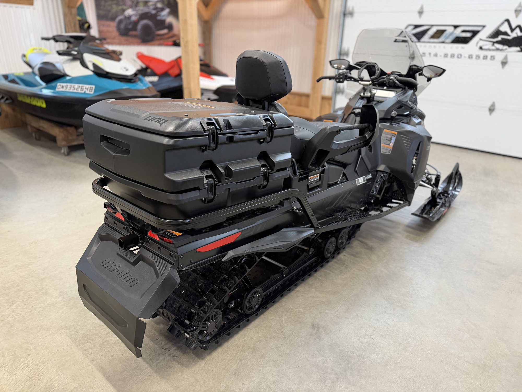 #26027 Ski-Doo Expedition SE 900 turbo 2026 www.KDFsports.com JOLIETTE