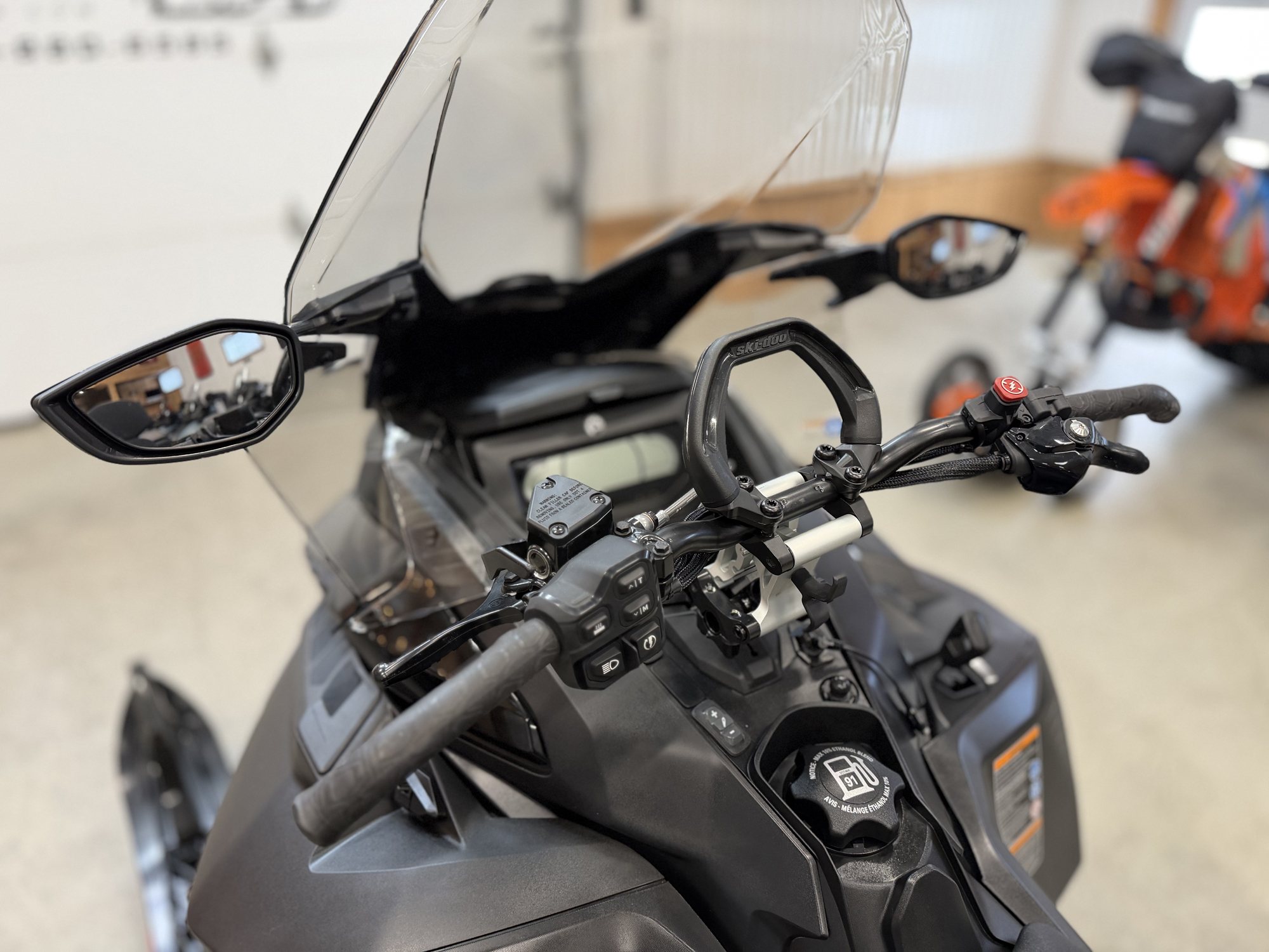 #26027 Ski-Doo Expedition SE 900 turbo 2026 www.KDFsports.com JOLIETTE