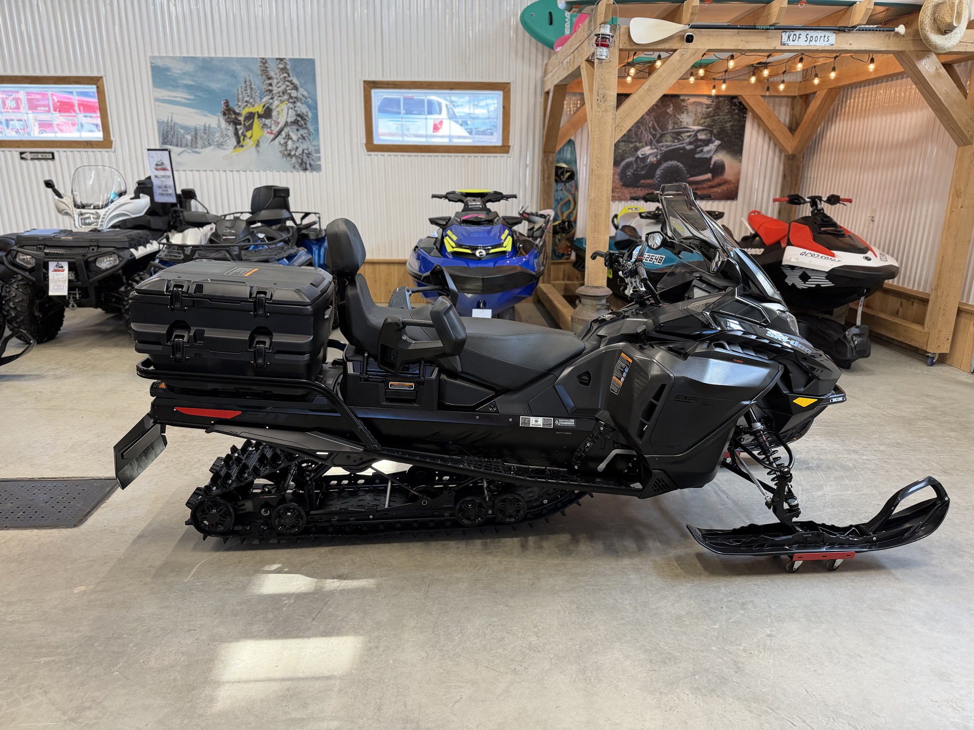#26035 Ski-Doo Expédition SE turbo 2026 KDFsports.com JOLIETTE