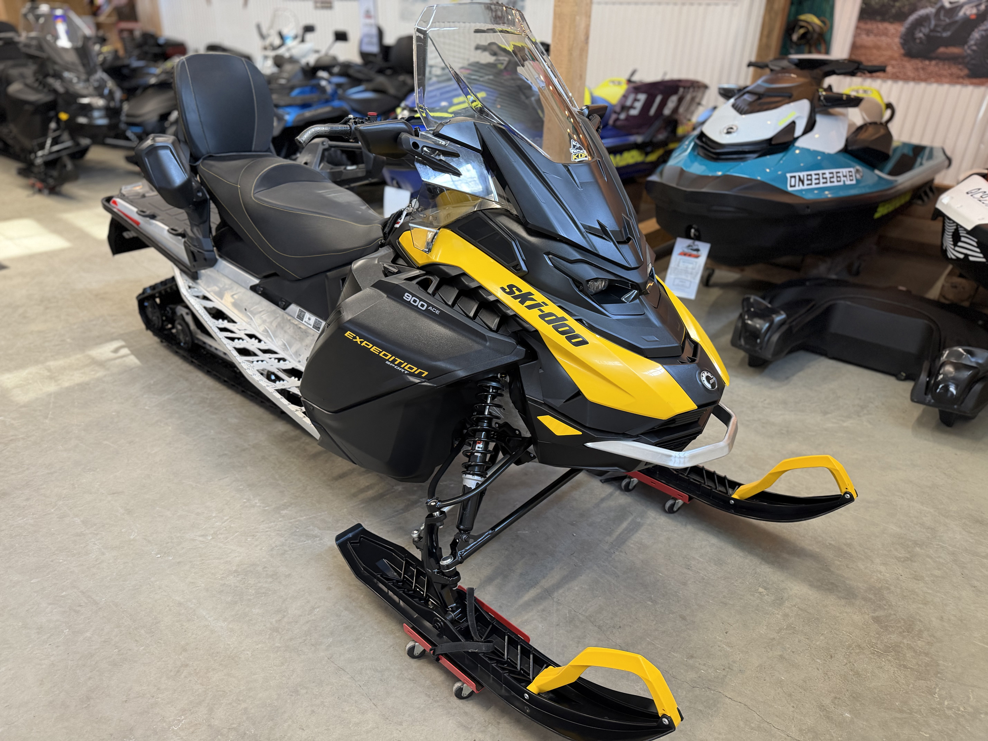 #26033 Ski-Doo Expedition Sport 900 ace 2026 KDFsports.com JOLIETTE
