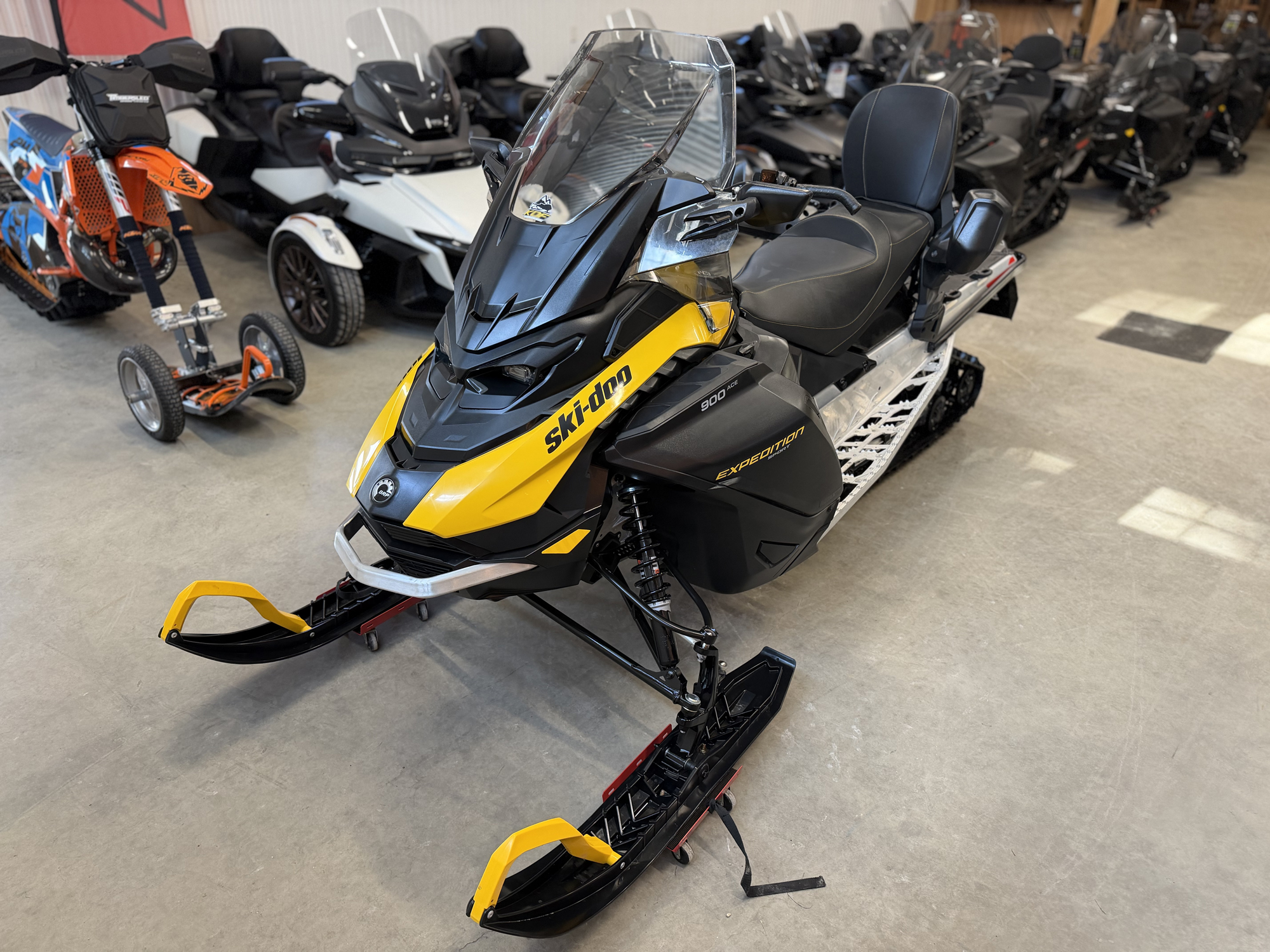 #26033 Ski-Doo Expedition Sport 900 ace 2026 KDFsports.com JOLIETTE