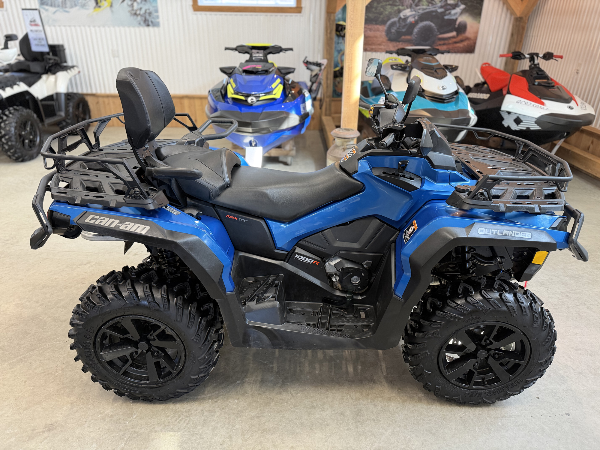 #26031 Can-Am Outlander Max XT 1000 2022 www.KDFsports.com JOLIETTE