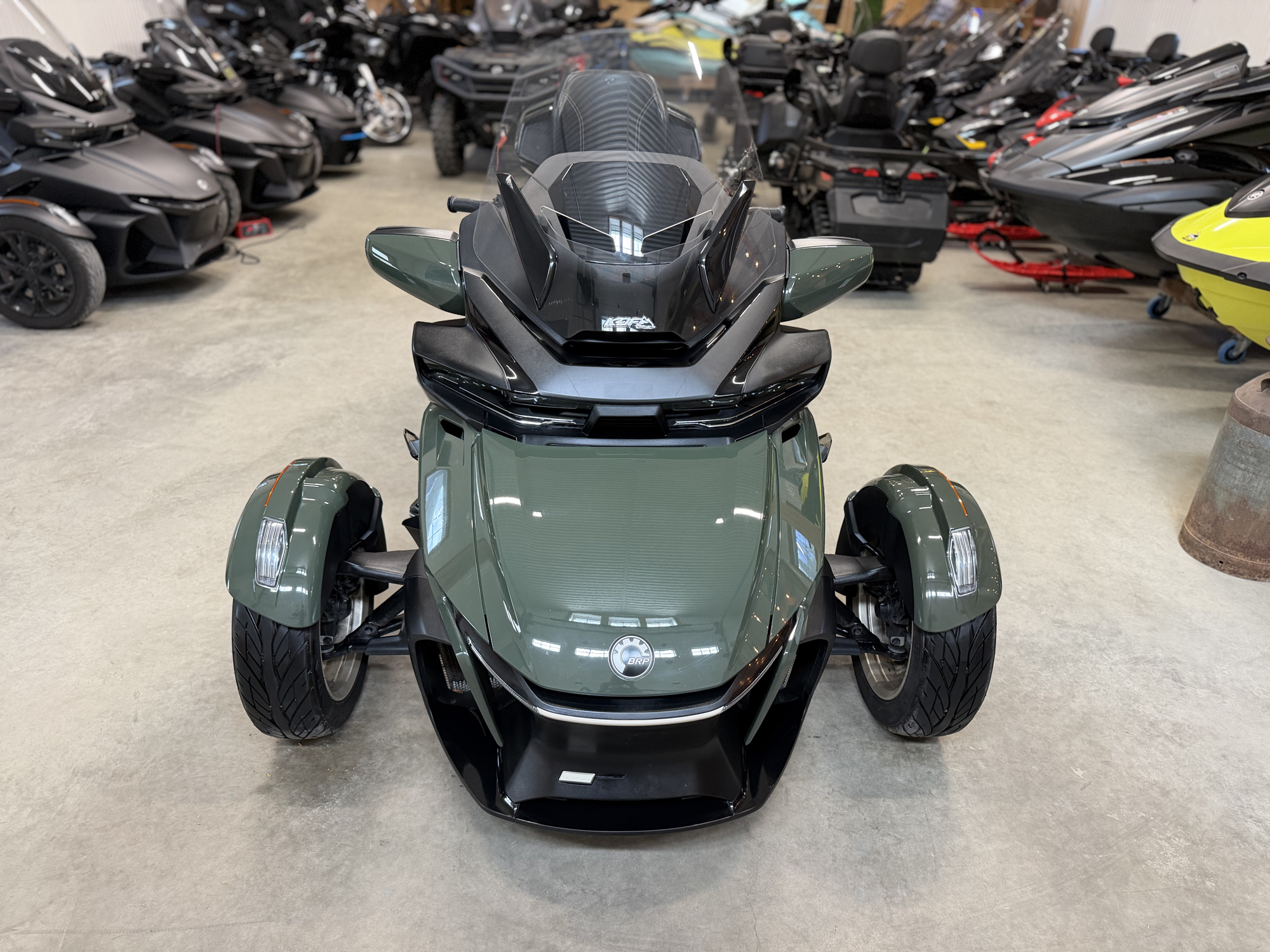 #26085 Can-Am Spyder Sea to Sky 2023 www.KDFsports.com JOLIETTE