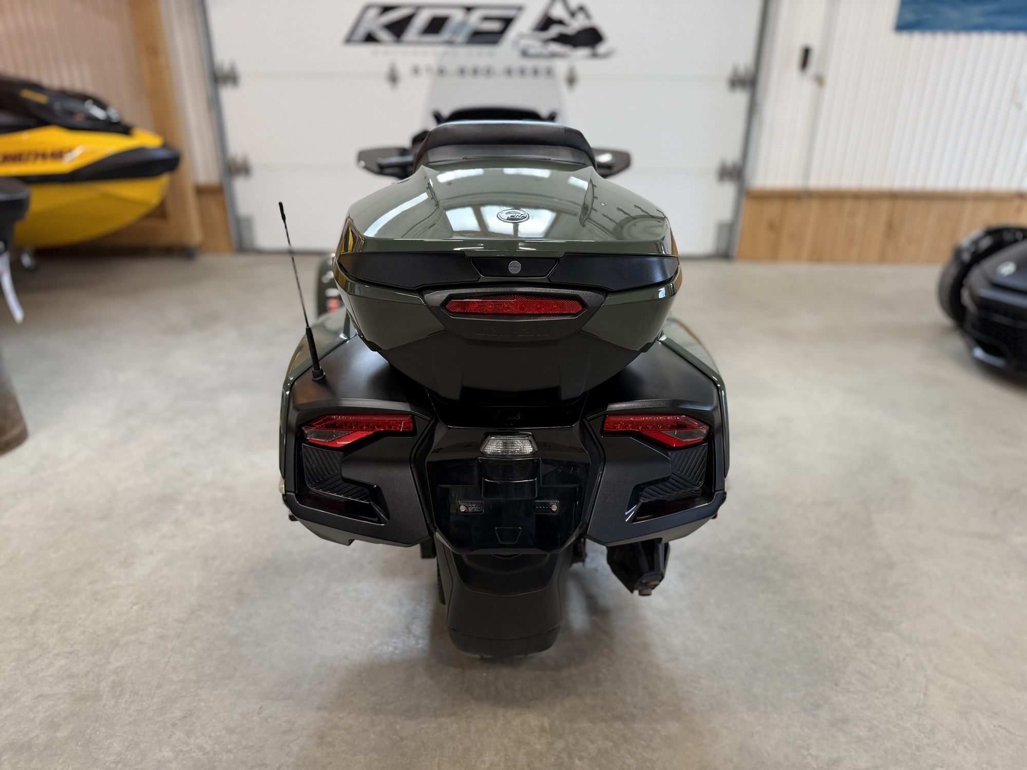#26085 Can-Am Spyder Sea to Sky 2023 www.KDFsports.com JOLIETTE
