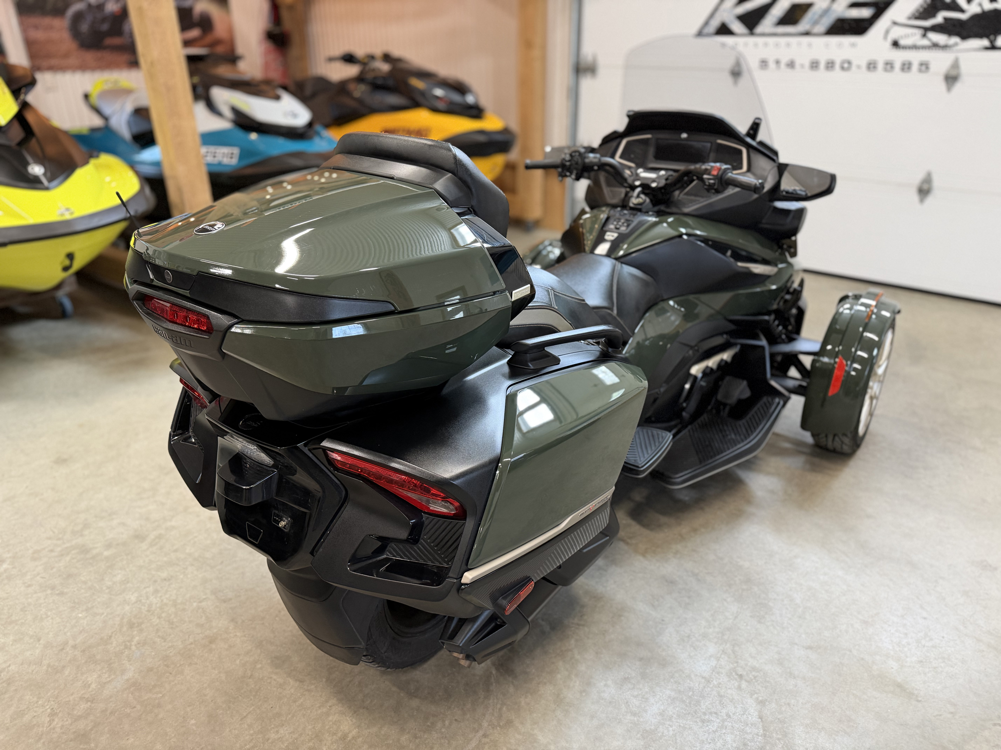#26085 Can-Am Spyder Sea to Sky 2023 www.KDFsports.com JOLIETTE