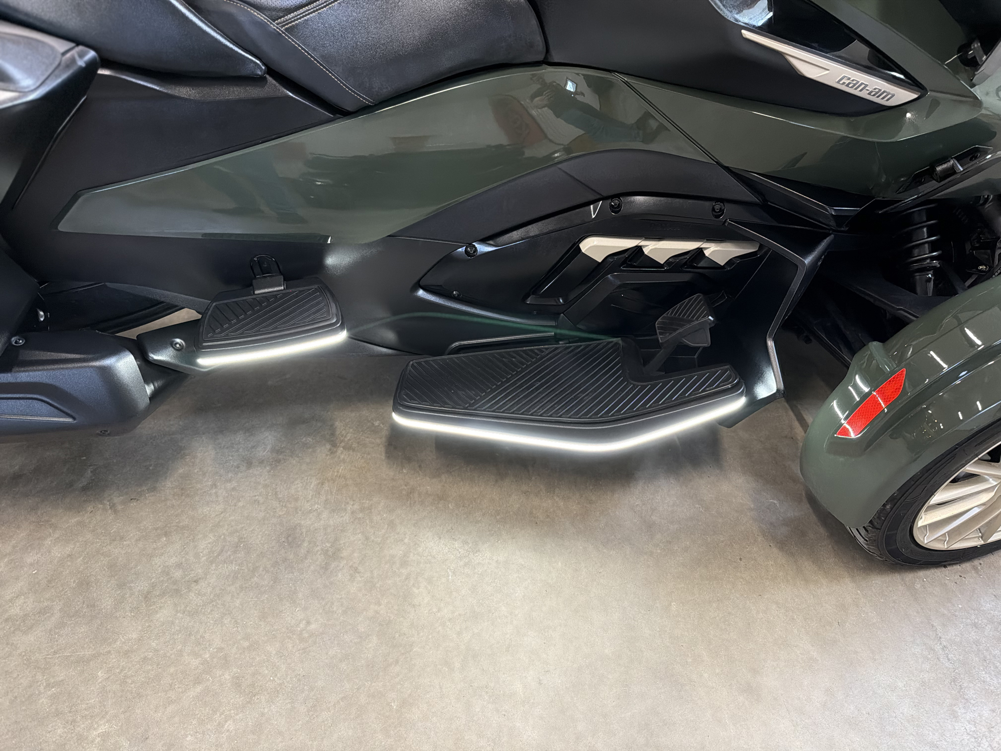 #26085 Can-Am Spyder Sea to Sky 2023 www.KDFsports.com JOLIETTE