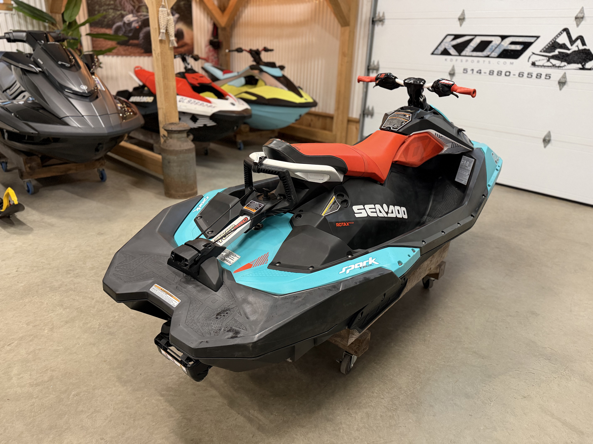 #26117 Sea-Doo Spark Trixx 3 2018 www.KDFsports.com JOLIETTE