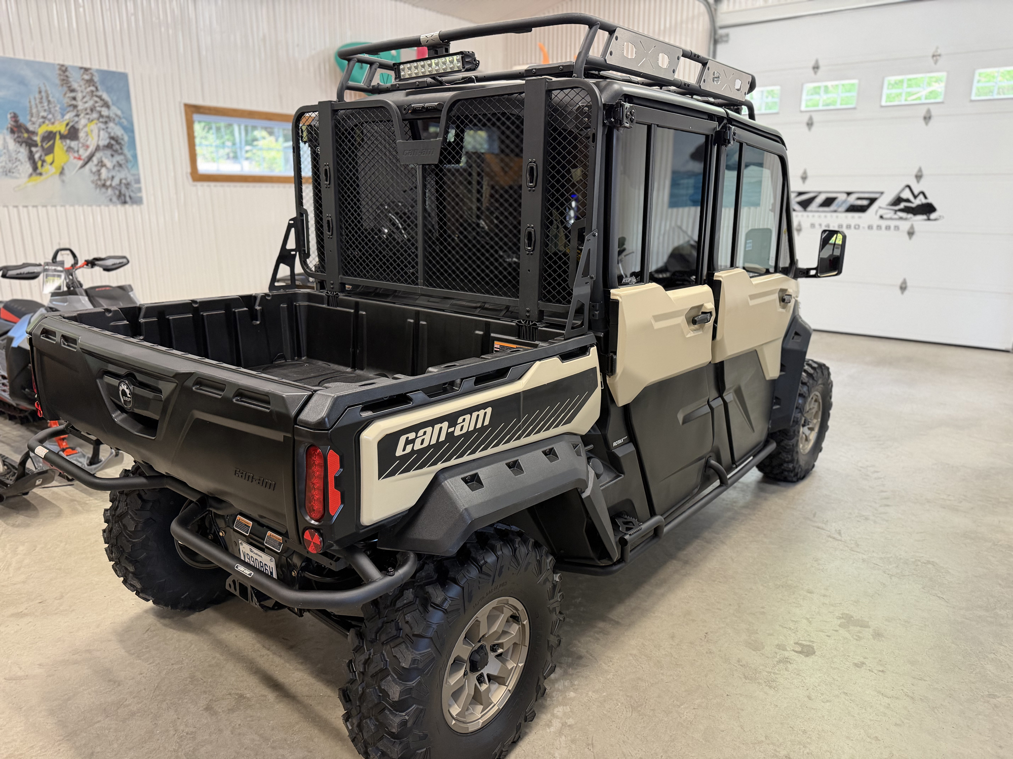 #26154 Can-Am Defender HD10 Max LTD 2025 www.KDFsports.com JOLIETTE