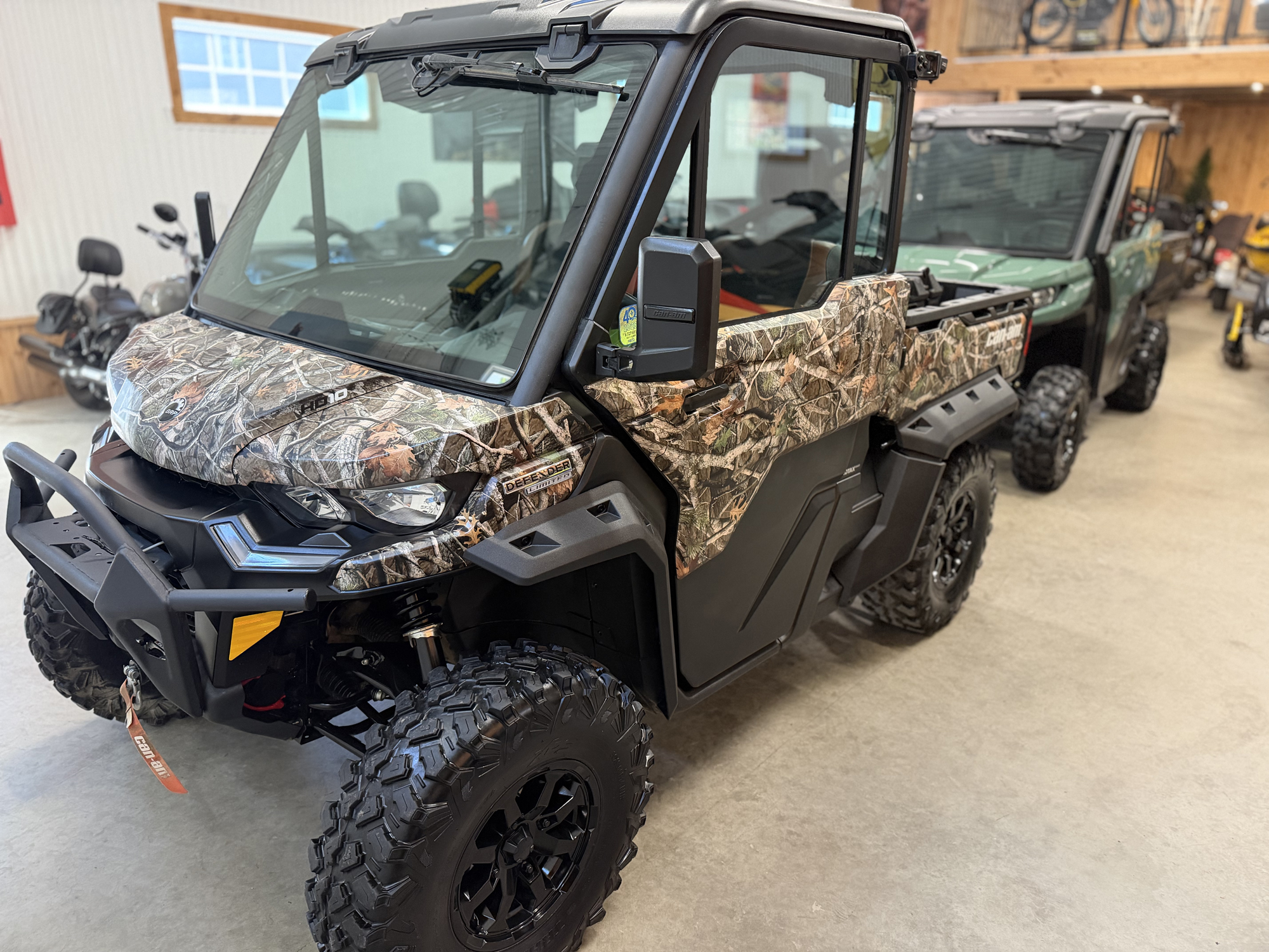 #26169 Can-Am Defender HD10 Limité 2024 www.KDFsports.com JOLIETTE