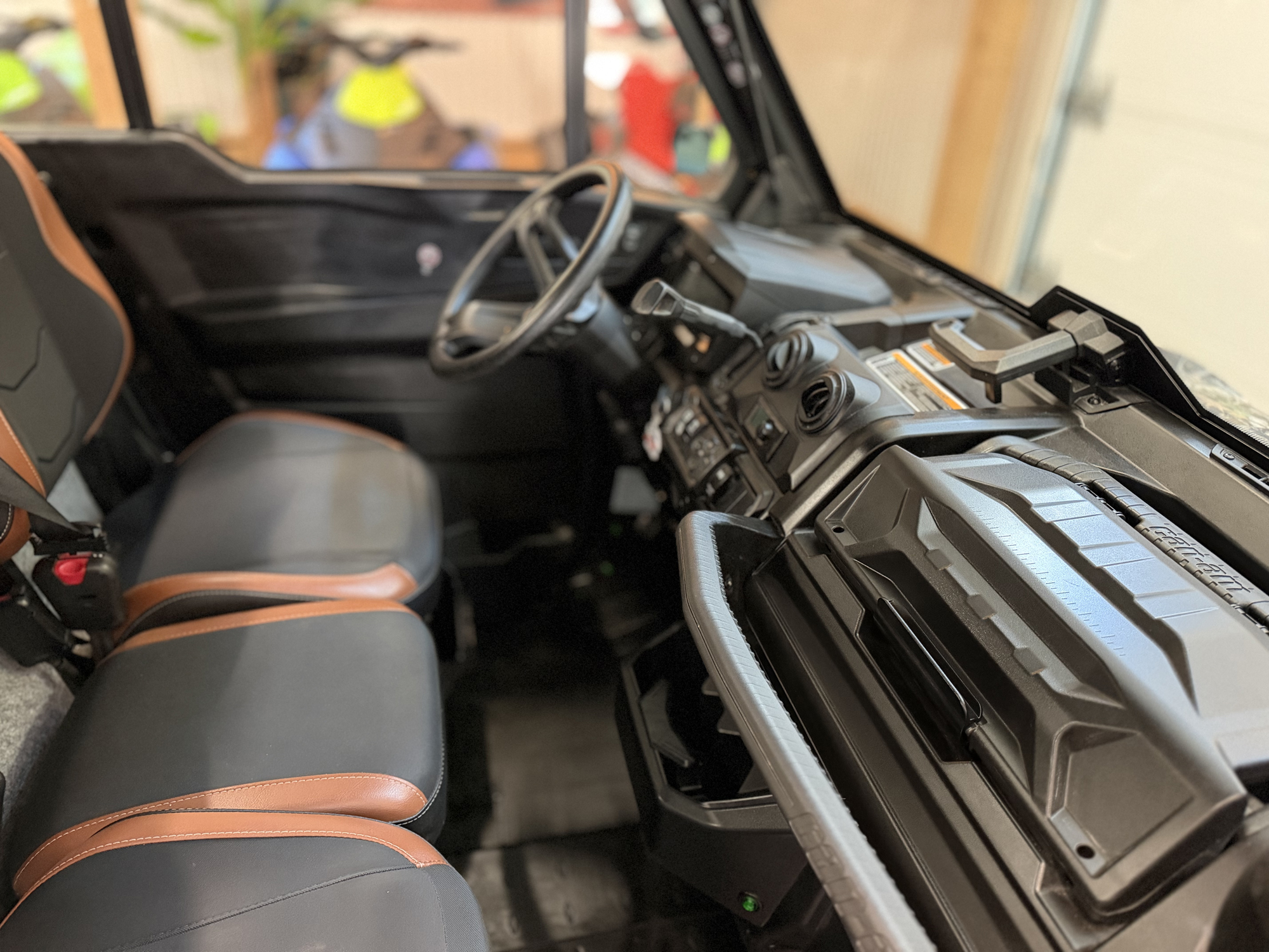 #26169 Can-Am Defender HD10 Limité 2024 www.KDFsports.com JOLIETTE